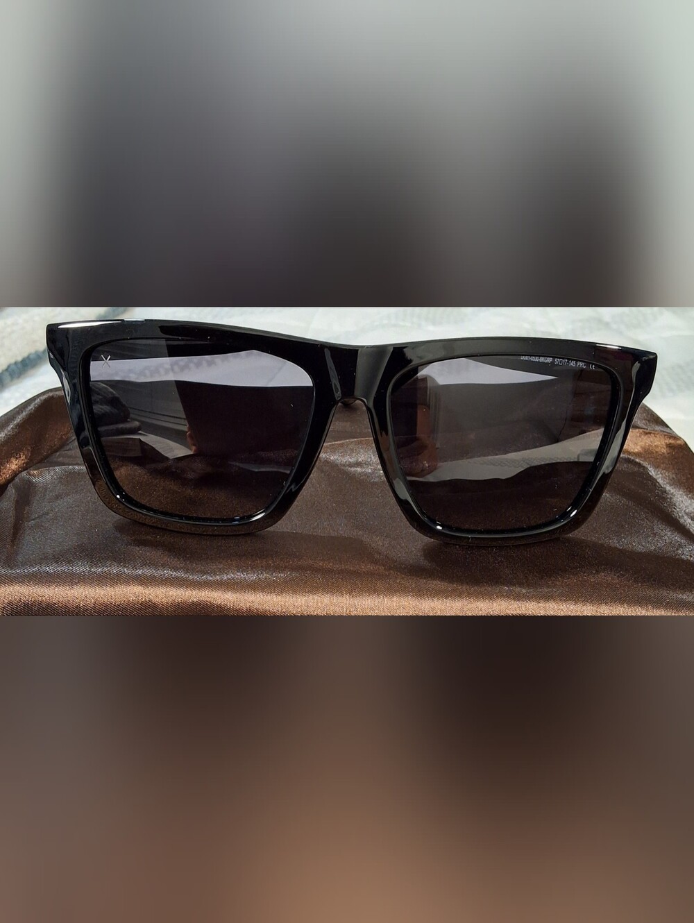 Dime Hang Back Black Oversized Sunglasses + Pouch